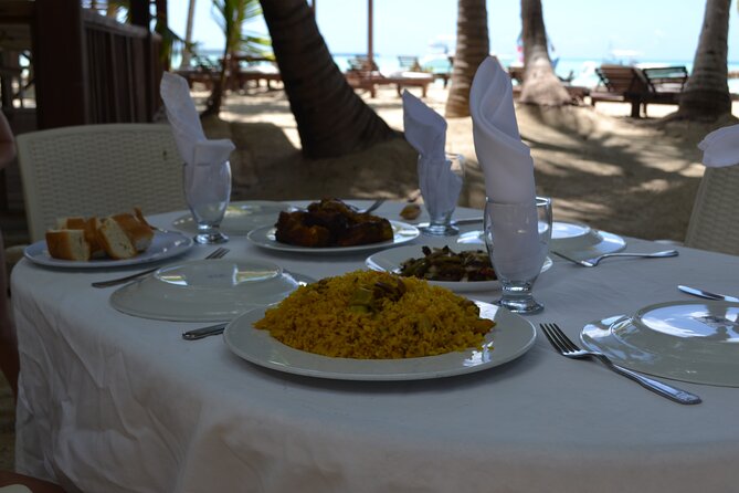 Private Isla Saona Boat Tour – Snorkeling Premium Drinks & Buffet - Snorkeling on a private schedule: calm water time, not a production