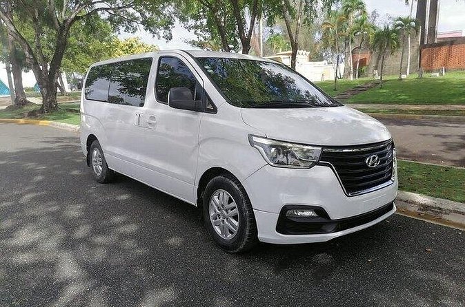 Private Punta Cana Airport Ground Transfers - One-way or roundtrip: choosing what fits your trip style