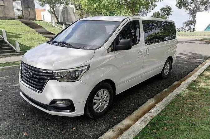 Private Punta Cana Airport Ground Transfers - Private service for your group: why that matters in real life