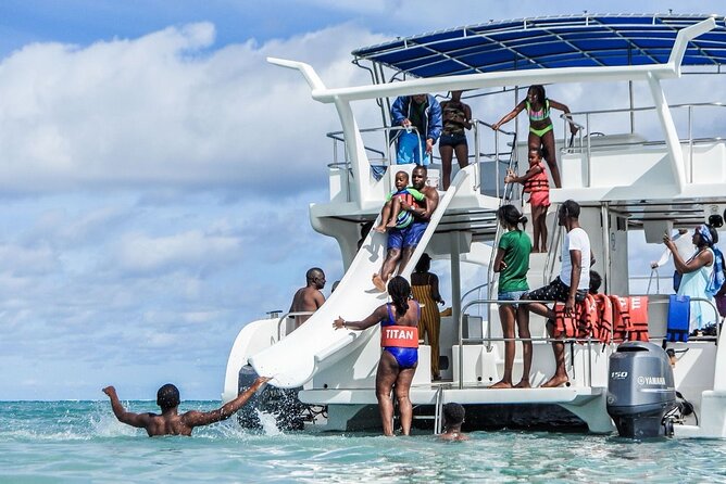 Private Tour in Boco Grande Punta Cana - Bavaro Beach snorkeling: masks and lifeguards included