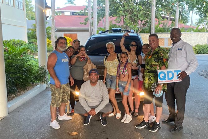 Private Transfer from PUJ Airport to Bávaro and Punta Cana Zone - The Pickup Game: Name Signs, Couriers, and Waiting Timers