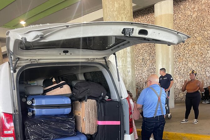Private Transfer from Punta Cana Airport to Hotels - What the car experience includes: A/C, Wi‑Fi, and mobile charging