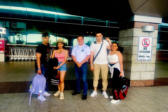 Private Transfer from Punta Cana Airport to Zona Hotels - The Ride Itself: Modern Car, AC Comfort, and a Simple Time Window