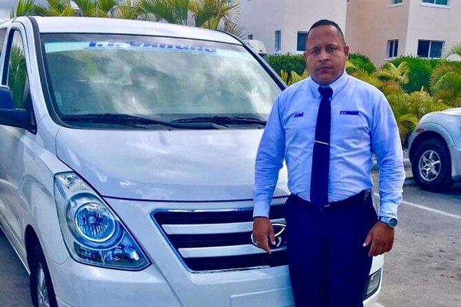 Private transfer from Punta Cana to Bajahive Dominicus - Who This Transfer Works Best For