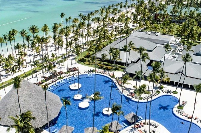 Private Transfer Punta Cana Airport to/from Barcelo Bavaro Beach - Price and value: when $75 per group makes sense