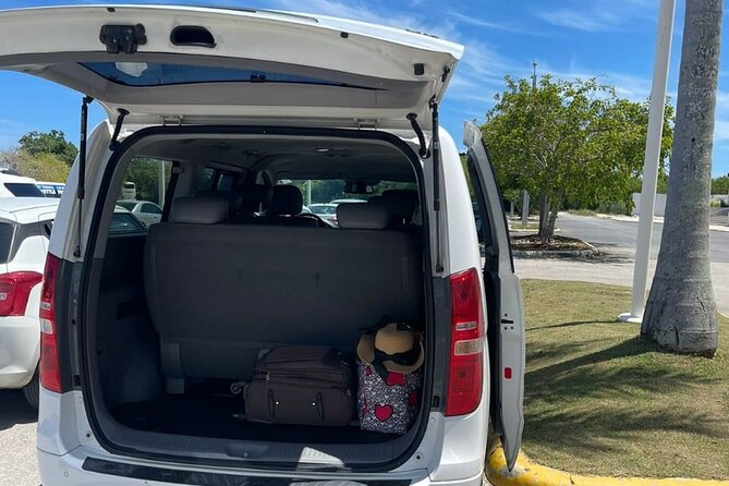 Private Transfer Punta Cana Airport to/from Bávaro hotels & zones - From PUJ to Bávaro: How the 20–45 Minute Direct Ride Feels