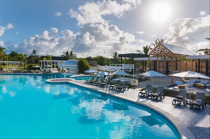 Private Transfer Punta Cana Airport to/from Catalonia Royal Bavaro - Price and Value: What $40 Per Group Really Gets You