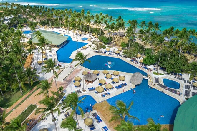 Private Transfer Punta Cana Airport to/from Grand Sirenis Punta Cana - The day-before SMS from Julio: arrive with fewer unknowns