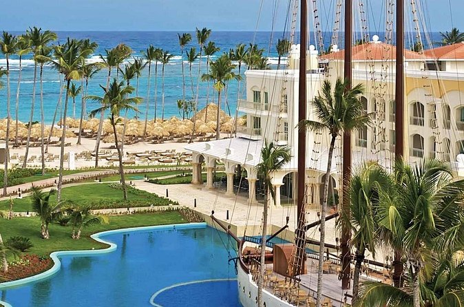 Private Transfer Punta Cana Airport to/from Iberostar Grand Bavaro - Comfort and Communication Details That Actually Matter