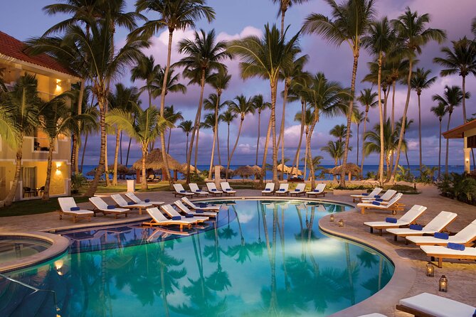 Private Transfer Punta Cana Airport to/from Jewel Palm Beach - SMS From Julio and the Name-Sign Arrival Plan