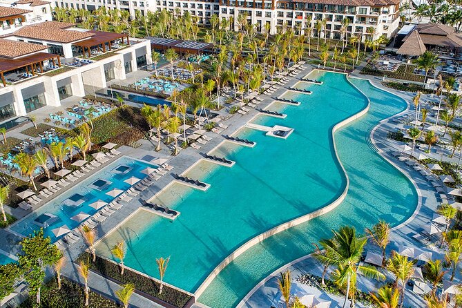 Private Transfer Punta Cana Airport to/from Lopesan Costa Bavaro - Why This Punta Cana–Lopesan Transfer Feels Low-Stress