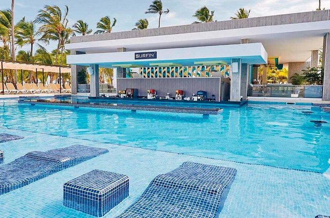 Private Transfer Punta Cana Airport to/from Riu Bambu. - Comfort, group privacy, and the small details that help