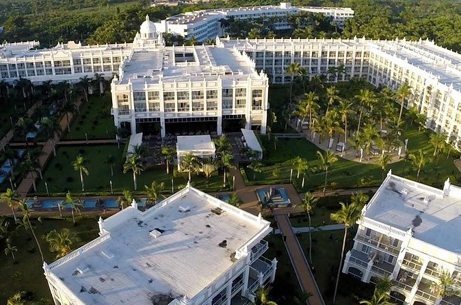Private Transfer Punta Cana Airport to/from Riu Palace Bavaro - The Ride Itself: Air-Conditioned, Direct, and Private