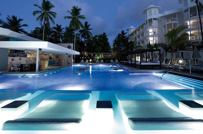 Private Transfer Punta Cana Airport to/from Riu Palace Macao - Price and Value: $40 Per Group Can Make Sense