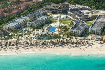 Private Transfer Punta Cana Airport to/from Royalton Punta Cana - Arriving at Royalton: Fast Drop-Off Without Extra Detours