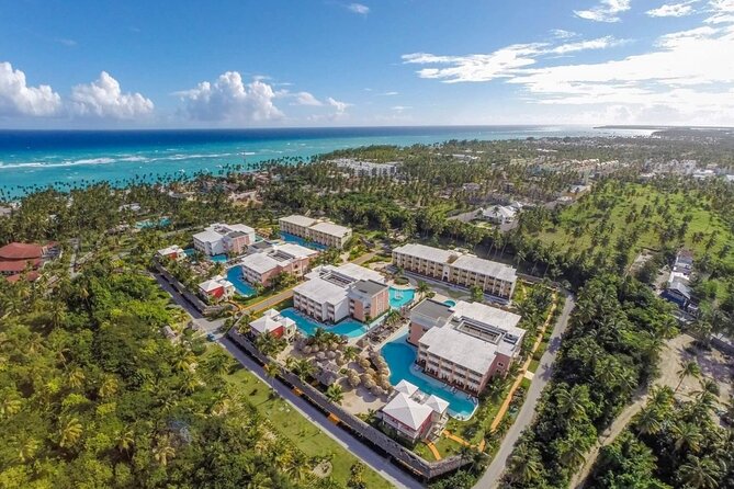 Private Transfer Punta Cana Airport to/from TRS Turquesa - Arriving at PUJ: the meet-and-greet that gets you moving