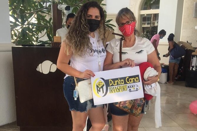 Private Transfers from Punta Cana Airport to Hotels - The Provider: Servicios turístico B&A and Their Service Focus