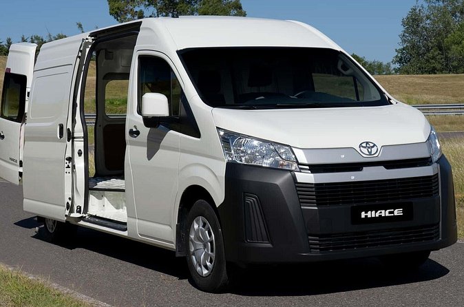 Private transportation from PUJ to Punta Cana hotels - The ride itself: what 20–30 minutes feels like