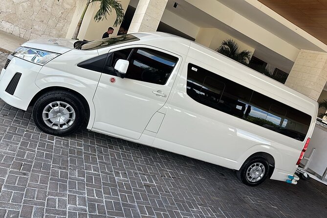 Private Transportation in Punta Cana - Where You Meet the Driver at Punta Cana Airport