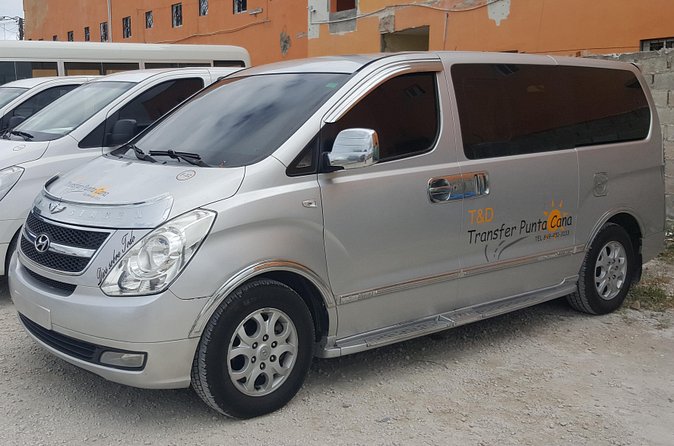 Punta Cana Airport (PUJ) To Cap Cana Hotels (One way) - Price and Value: $25 Per Group for a Private, Short Ride