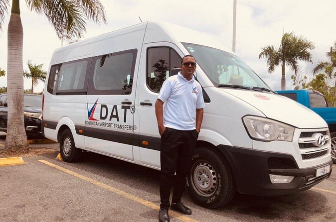 Punta Cana Airport to EXCELLENCE EL CARMEN (Uvero Alto) R/T - Arrival at the resort: getting from car to vacation fast