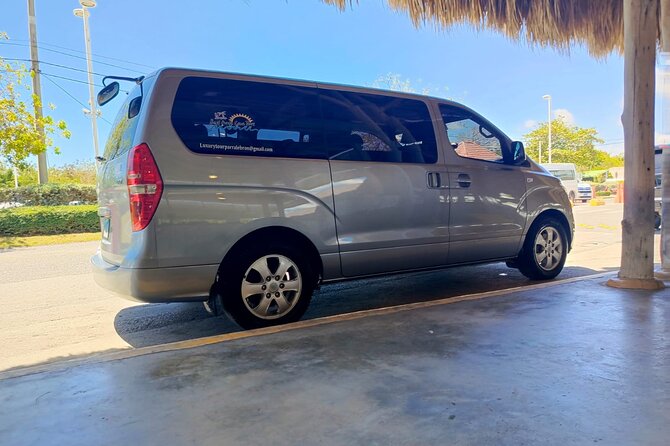 Punta Cana: Airport Transfer to Hotel In RD / Fast & Safe - The 20–45 Minute Ride: A/C, Wi-Fi, and Useful Extras