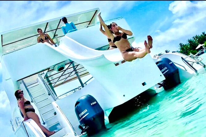 Punta Cana Booze Cruise, Snorkeling, Bar Entertainment Open Bar - Snorkeling the Coral Reefs: Expectations and Safety Basics