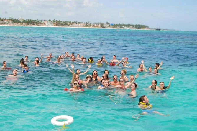 Punta Cana Booze Cruise with Snorkeling, Natural Pool & Open Bar - Pickup and getting to the boat: where people trip up