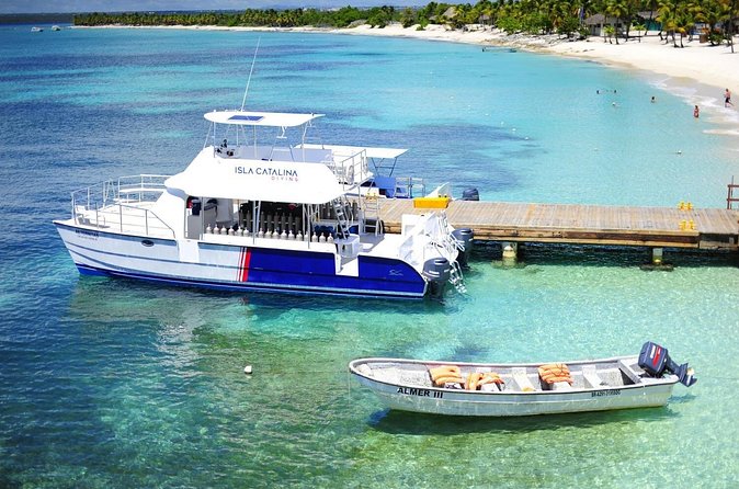 Punta Cana Catalina Island Catamaran Tour Package Deal - Catalina Beach time and the Dominican buffet lunch