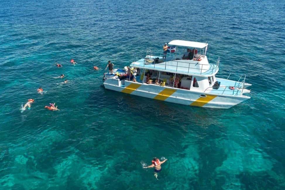 Punta Cana: Catalina Island Snorkeling Trip with Lunch - From La Romana to Catalina: The Day’s Simple Flow
