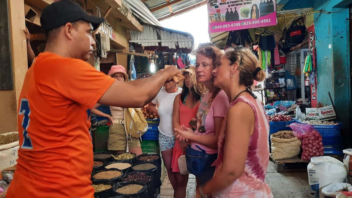 Punta Cana: Dominican Republic Culture Tour - Higüey Basilica and the market: history plus everyday color