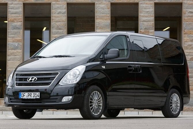 Punta Cana: Exclusive Luxury Transfer Airport to Your Hotel - From Punta Cana Airport to Bávaro hotels, fast