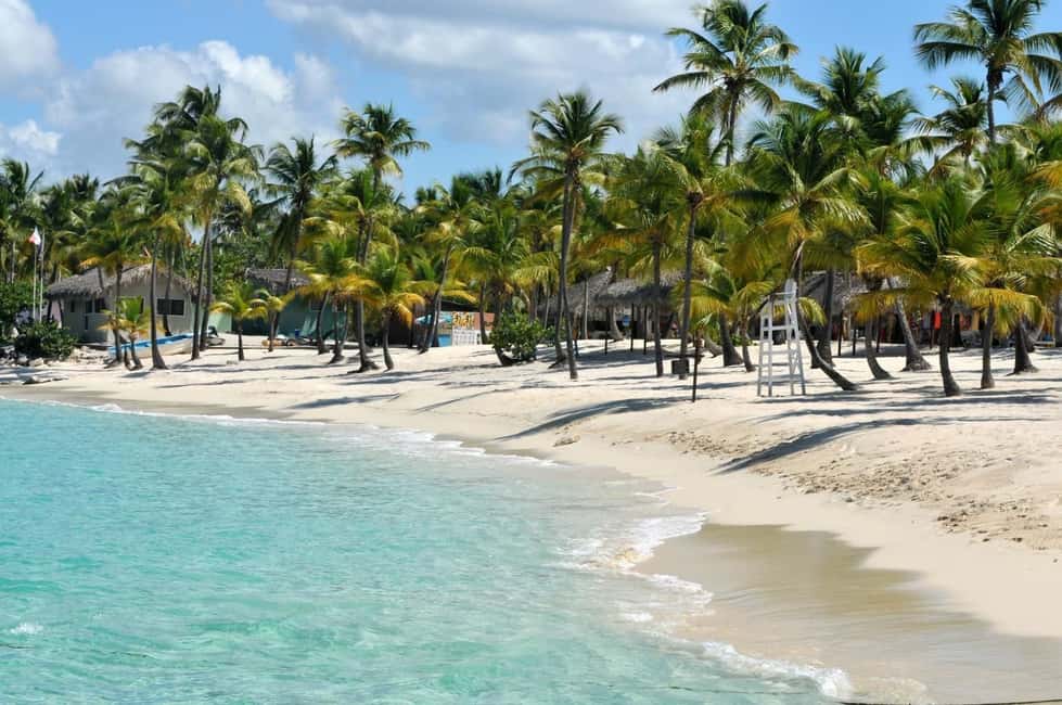 Punta Cana: Full Day Boat Trip to Catalina Island with Lunch - From Your Hotel to Bayahibe: The Ride That Shapes the Day