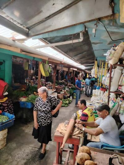Punta Cana: Higuey City Tour - Visit the Basilica Cathedral - Basilica Virgen de La Altagracia: where the architecture does the talking