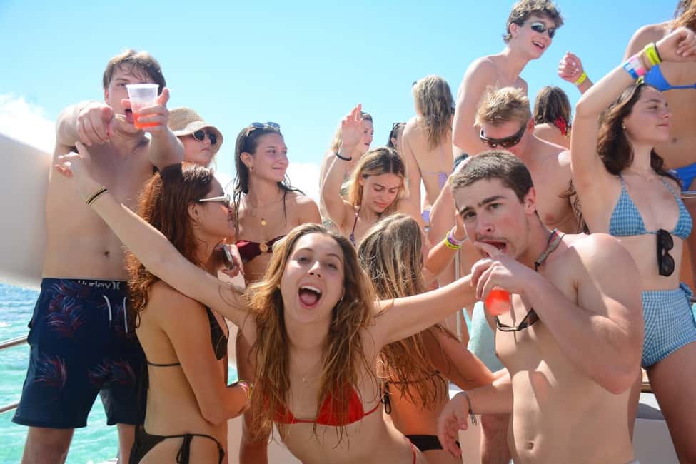 Punta Cana: Hip Hop Party Cruise w/Open Bar (Adults Only) - What’s included (and what you should budget for)