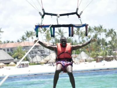 Punta Cana: Parasailing Experience - The 2-Hour Plan: Pickup, Flight Time, and Back to Punta Cana
