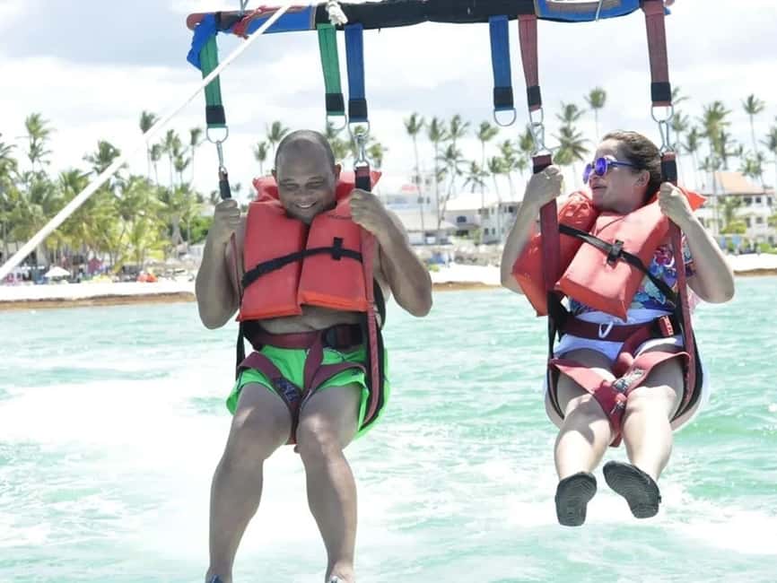 Punta Cana: Parasailing Experience - What to Bring (and the Do-Not List) for a Smooth Ride
