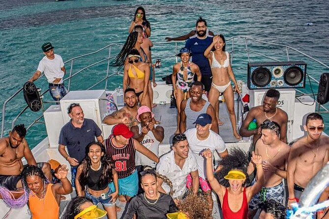 Punta Cana: Party Boat + Snorkeling Diving Music Drink Open Bar - The party side: music, drinks, and a tropical welcome