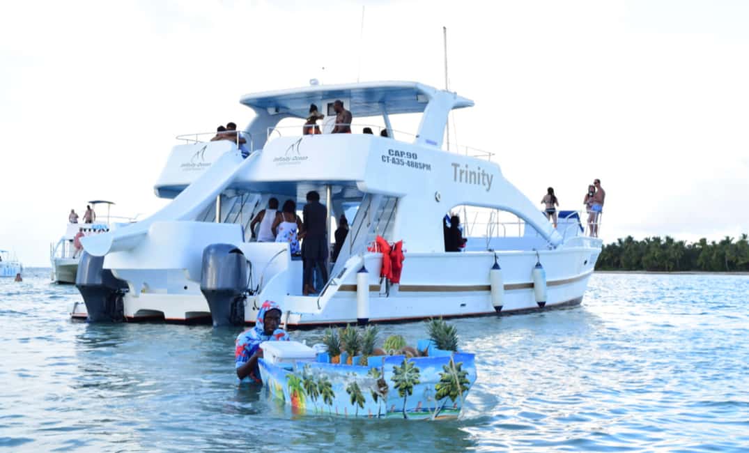Punta Cana: Party Catamaran with Snorkeling & Private Beach - Pickup in Bávaro and Punta Cana: The Make-or-Break Detail