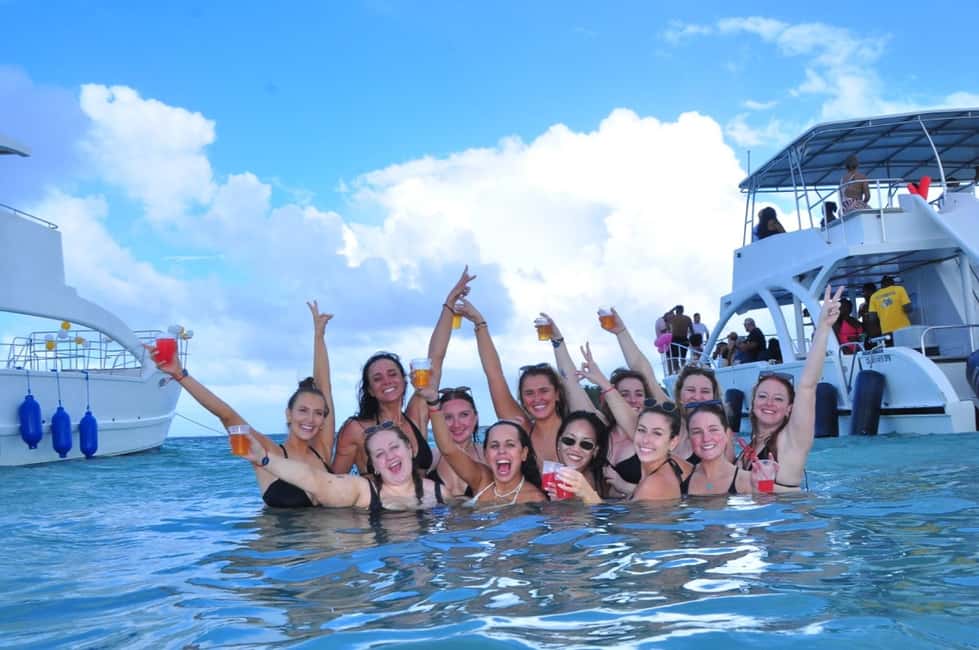 Punta Cana Private Catamaran Cruise, Open Bar & Snorkeling - Pickup and routing: Uvero Alto or Punta Cana