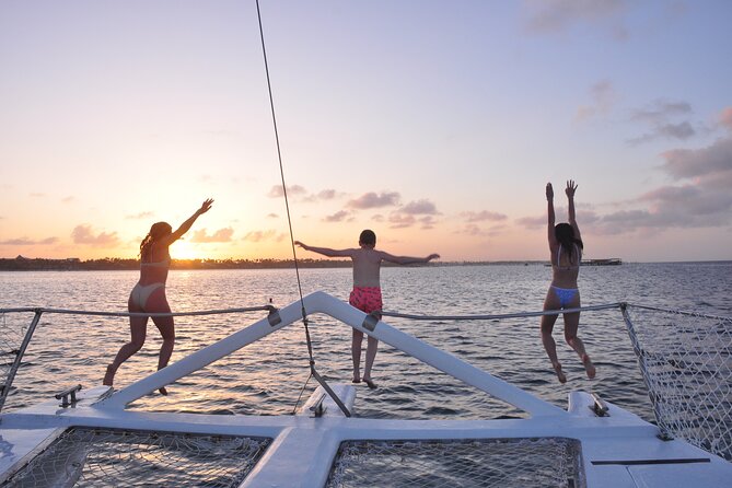 Punta Cana Private Catamaran Cruise: Snorkeling, Beach & BBQ - BBQ Lunch and Open Bar: What’s Included (and What to Confirm)