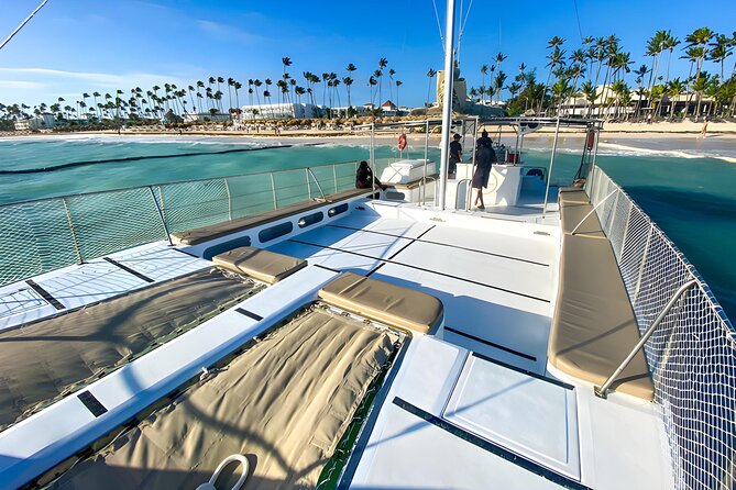 Punta Cana Private Catamaran with Snorkeling, Lunch & Open Bar - Price and value: what $695 per group gets you