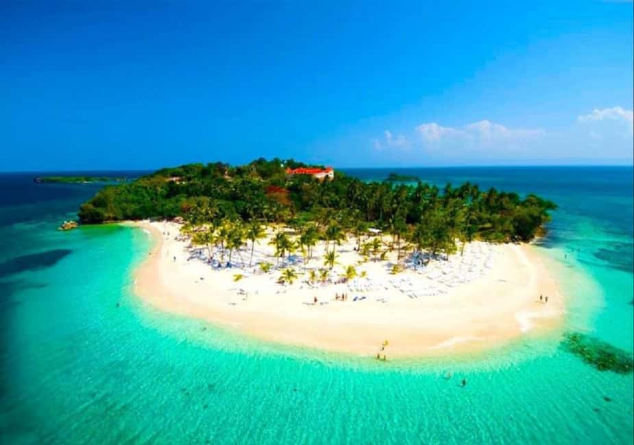 Punta Cana: Samana Bay Full-Day Experience - Cayo Levantado Beach: The Classic Samaná Break