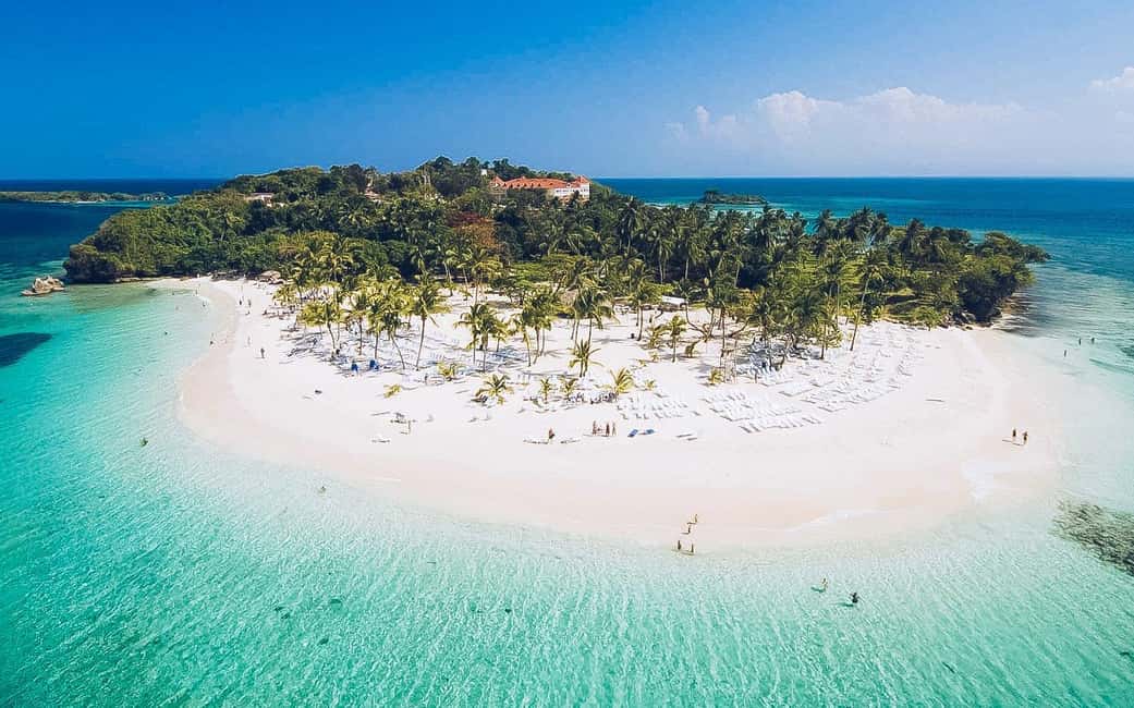 Punta Cana: Samaná Whale Watching and El Limón Day Tour - Price, Timing, and Value: Is $168 Worth It?