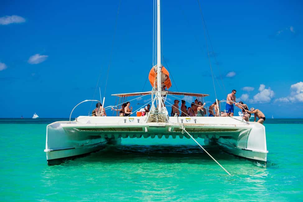 Punta Cana: Saona Island Full-Day Open Bar, Lunch & Transfer - Saona Island feels big, but your day is really about flow