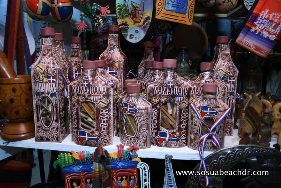 Punta Cana: Shopping Tour with Hotel Pickup and Drop-Off - The Tasting Stop: Cigars, Coffee, Chocolate, and the Rum-Based Mamajuana