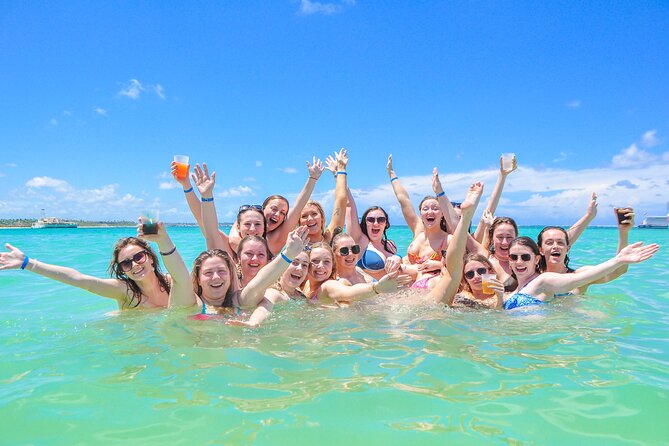 Punta Cana Slide Boat (Medium Group) - Price and Group Size: How the $1,500 Boat Rental Works