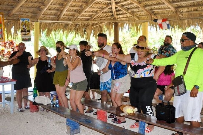 Punta Cana: Ultimate Dune Buggy Experience in Macao Beach Caves - Group Size and the Feeling of a Shared Ranch Day