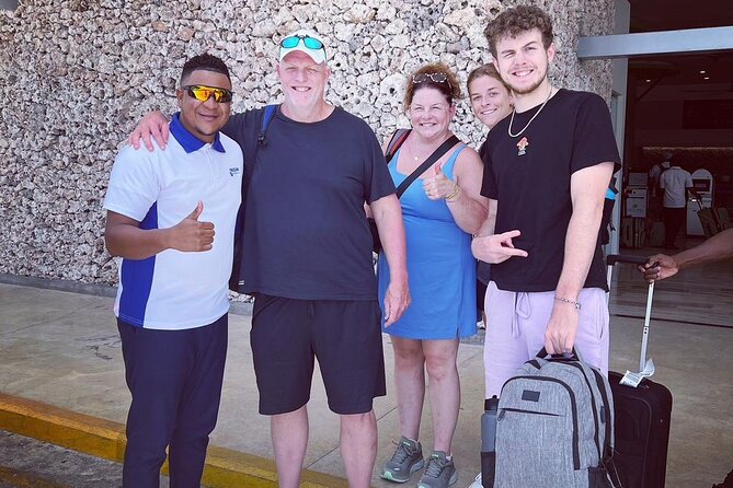 RoundTrip private transfers from punta cana to uvero alto área - Price and Value: $115 Per Group (Up to 7) for a 30-Minute Ride