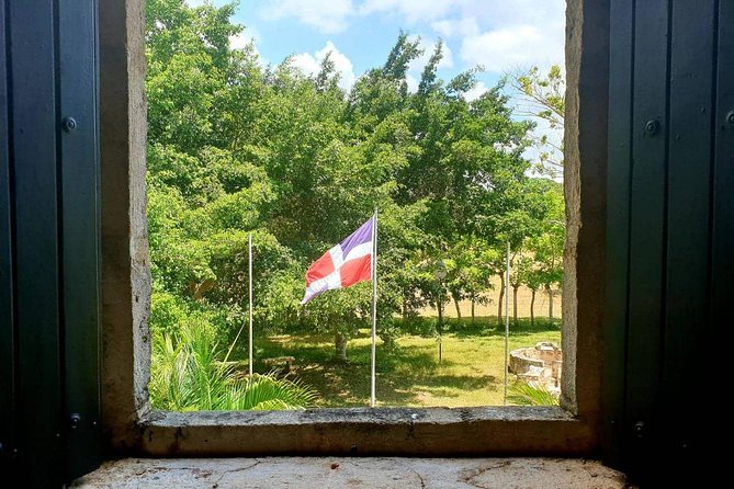 Safari discovery to Boca De Yuma – Nature, Discovery And History Of A Population - The Cigar and Agrarian Stops: Why They’re Worth More Than a Quick Look